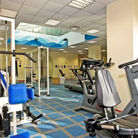 Tower Airport - & Conference Center ג'נובה
