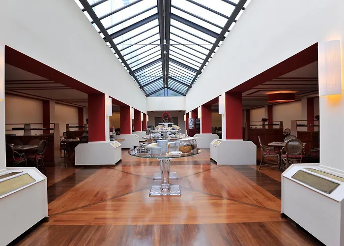 Tower Airport - & Conference Center Genova
