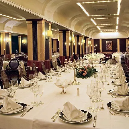 酒店 热那亚塔机场 - 酒店及会议中心