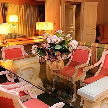 Tower Airport - & Conference Center 4* Genova