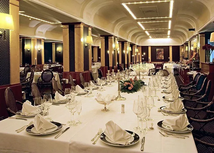 酒店 热那亚塔机场 - 酒店及会议中心