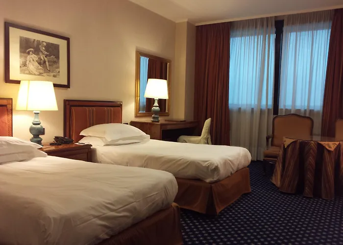 Tower Airport - & Conference Center 4*