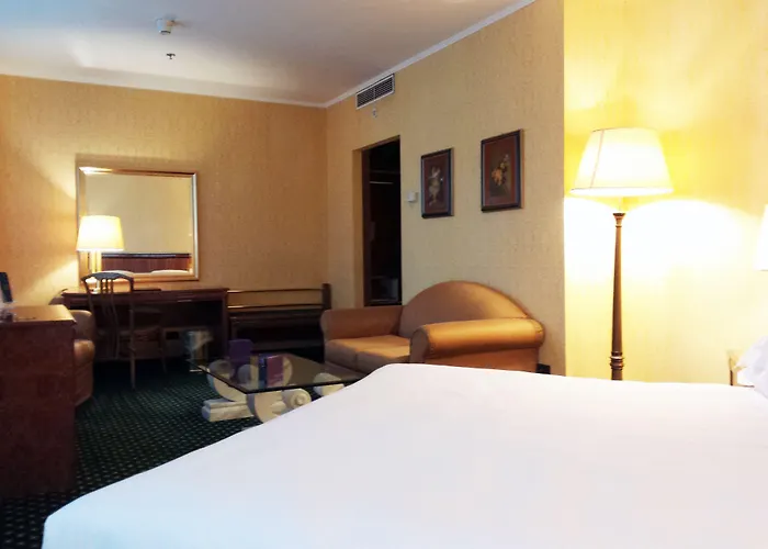 酒店 热那亚塔机场 - 酒店及会议中心 4*