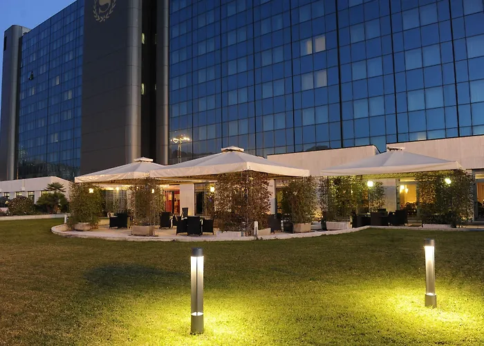 热那亚塔机场 - 酒店及会议中心