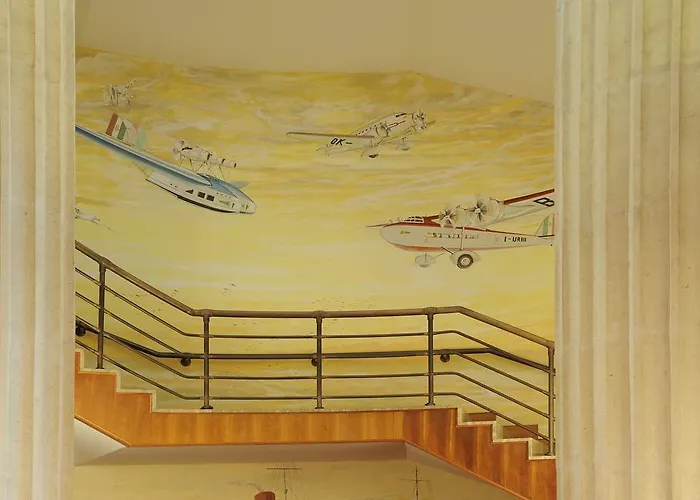 热那亚塔机场 - 酒店及会议中心 酒店 4*