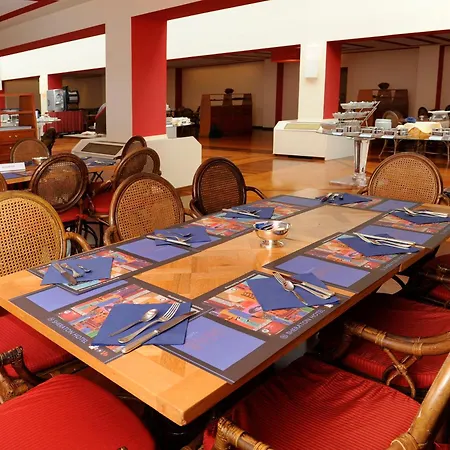 Tower Airport - & Conference Center Genua