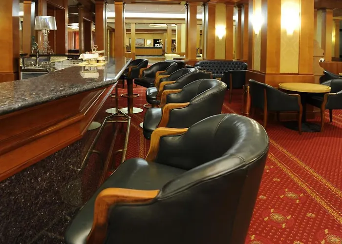 Tower Airport - & Conference Center 4* Genua